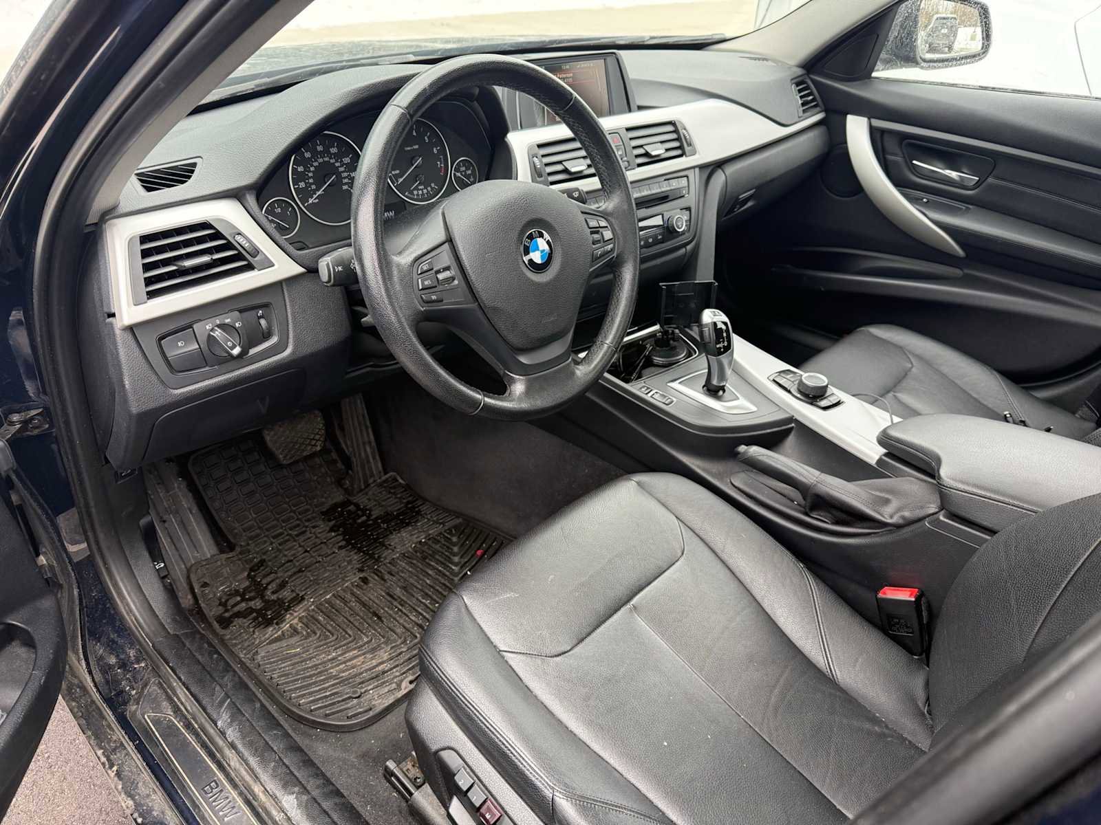 Used 2012 BMW 328i Sedan image 6