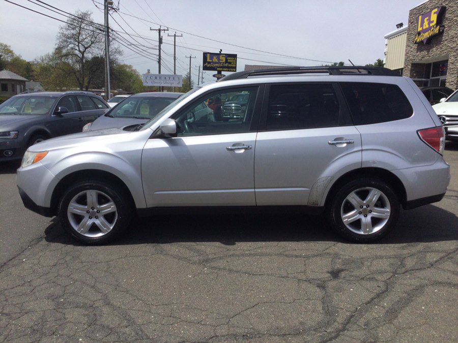 Used 2010 Subaru Forester 2.5X Premium AWD/4WD image 11