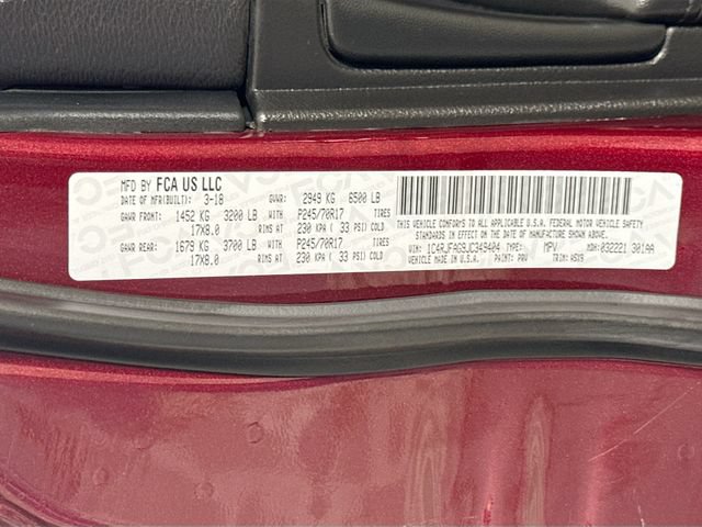 Used 2018 Jeep Grand Cherokee Laredo AWD/4WD image 29