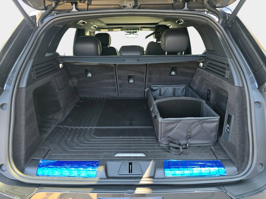 New 2026 Land Rover Range Rover Sport Dynamic SE AWD/4WD image 12