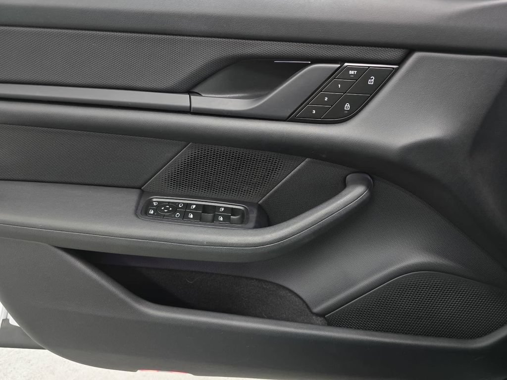 Certified 2023 Porsche Taycan RWD image 22