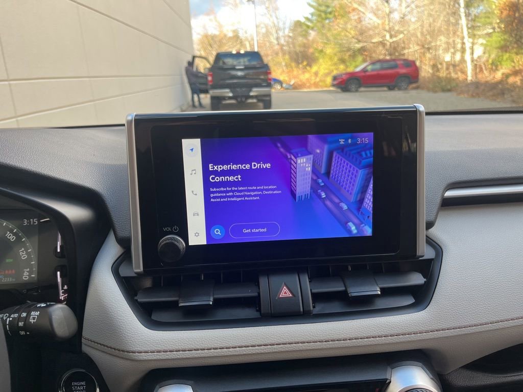 Used 2025 Toyota RAV4 XLE image 23