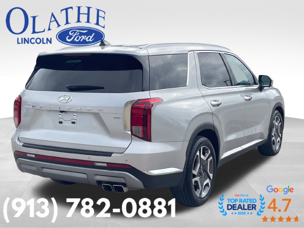 Used 2023 Hyundai Palisade Limited w/ Winter Package AWD/4WD image 6