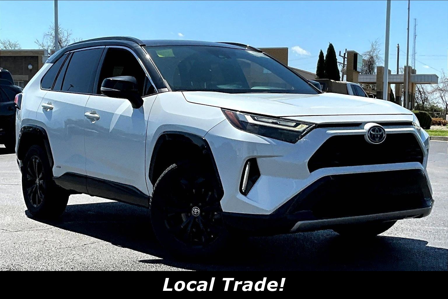 Used 2023 Toyota RAV4 XSE image 2