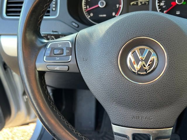 Used 2014 Volkswagen Jetta SE image 24