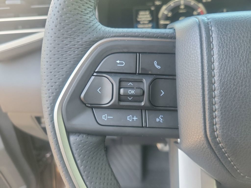 Used 2025 Toyota Tundra Limited image 26