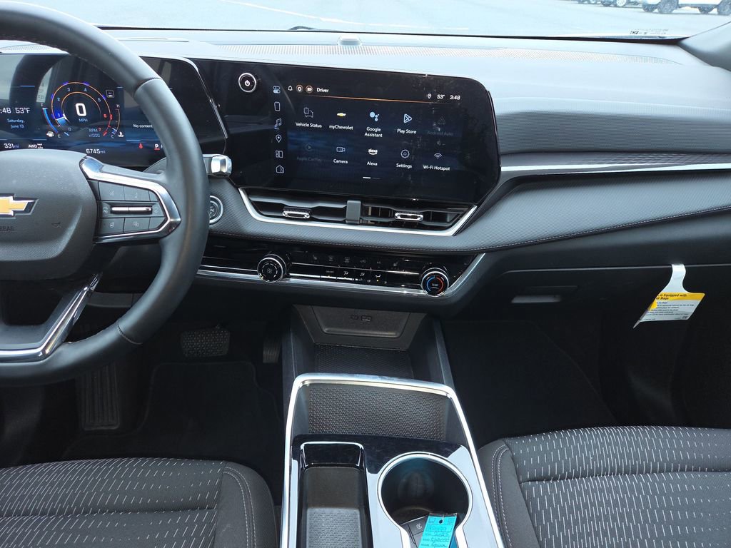 Used 2025 Chevrolet Equinox LT AWD/4WD image 15