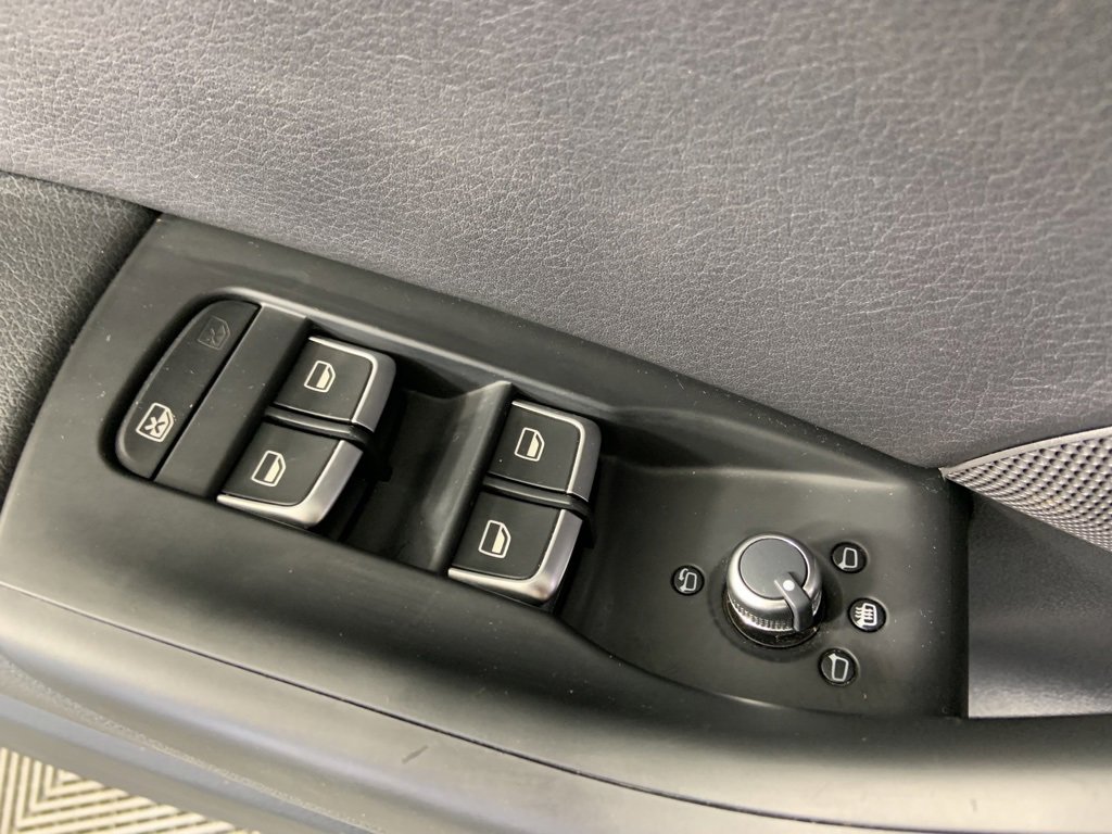 Used 2017 Audi Q3 2.0T Prestige w/ Prestige Package image 24