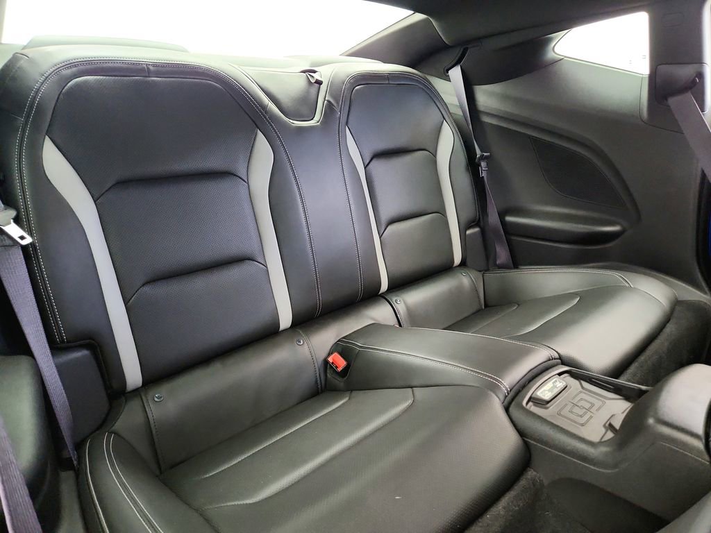 Used 2016 Chevrolet Camaro LT RWD image 26