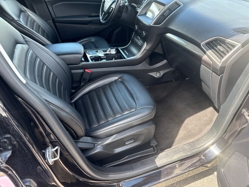 Used 2020 Ford Edge SEL AWD/4WD image 21
