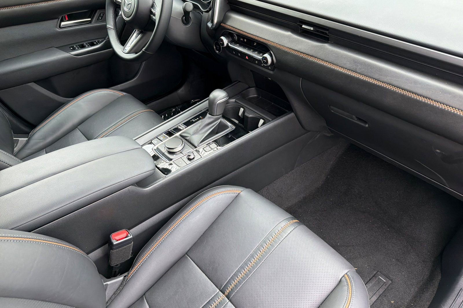 Certified 2025 MAZDA CX-50 2.5 Hybrid w/ Premium Plus Pkg image 16