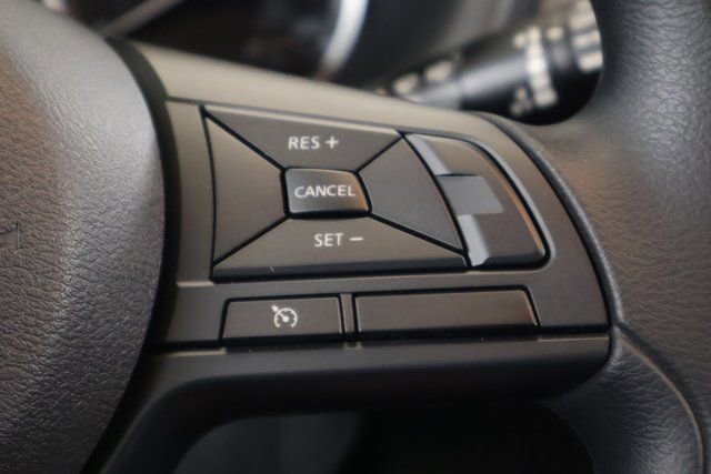 New 2025 Nissan Kicks Play S image 14