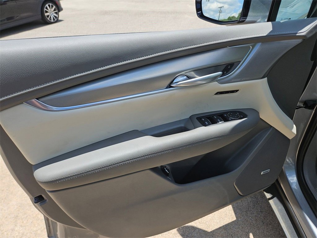 Used 2024 Cadillac XT5 Premium Luxury image 17