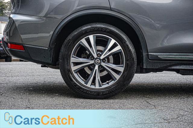 Used 2017 Nissan Rogue SL image 16