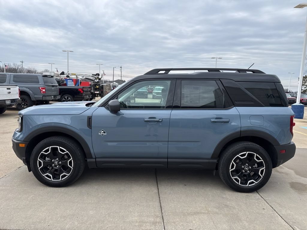 Used 2025 Ford Bronco Sport Outer Banks w/ Outer Banks Tech Package+ AWD/4WD image 3