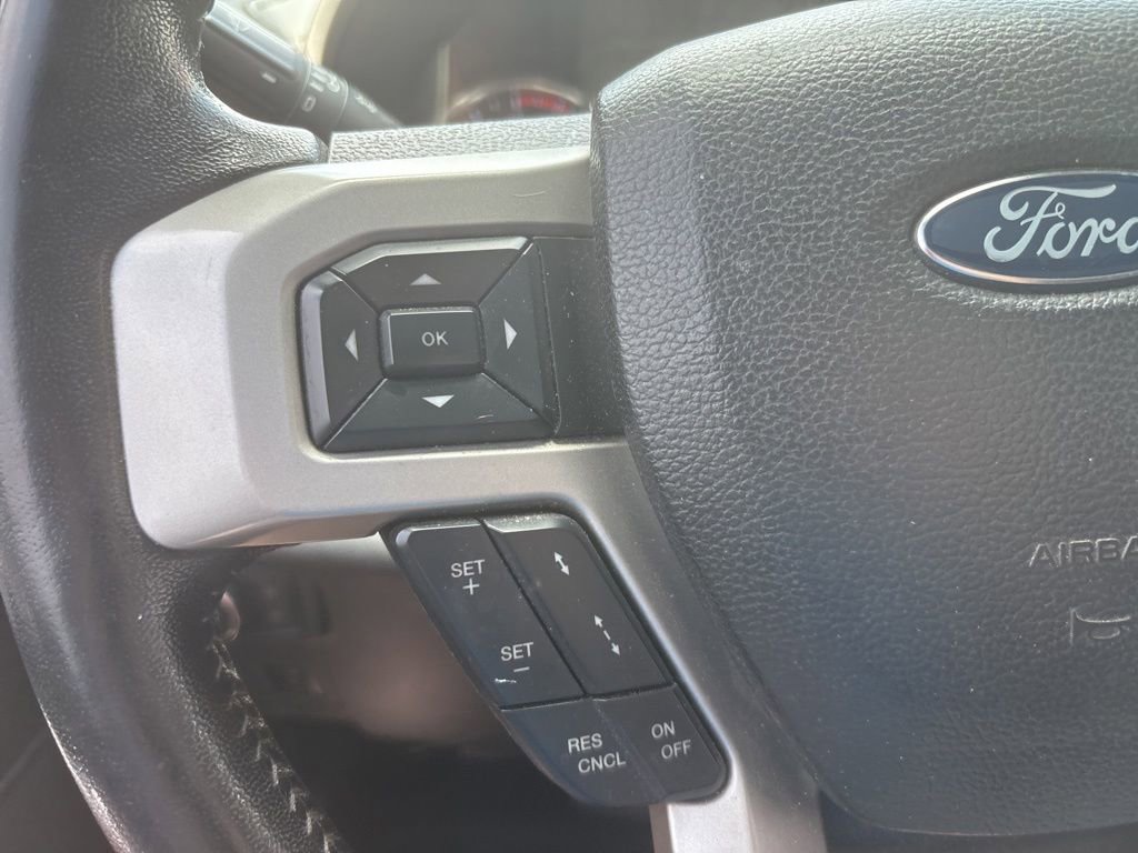 Used 2017 Ford F250 Lariat w/ Lariat Ultimate Package AWD/4WD image 20