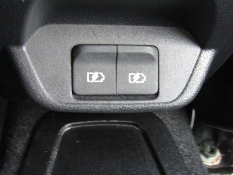 Used 2022 Nissan Leaf SV image 28