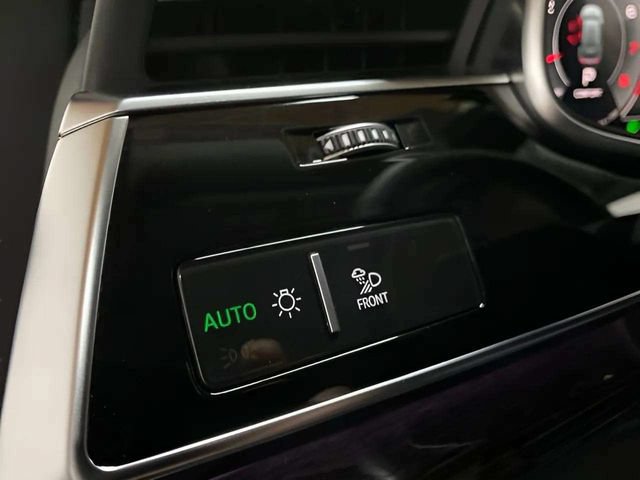 Used 2026 Audi Q8 Premium Plus AWD/4WD image 32