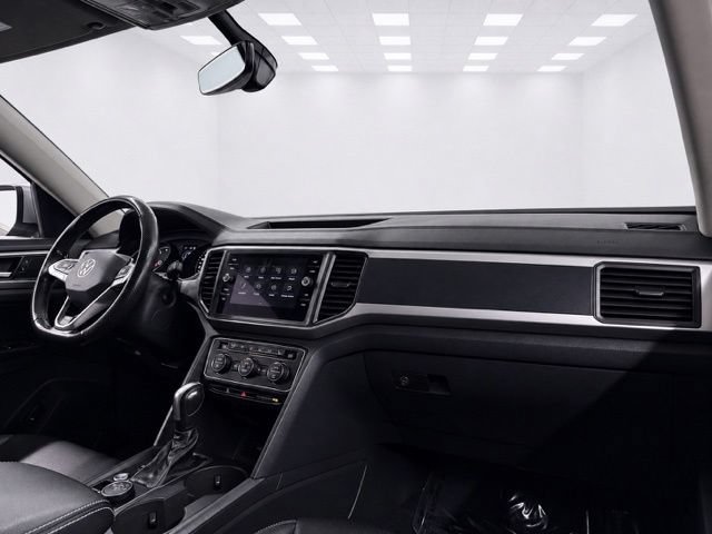 Used 2021 Volkswagen Atlas SE w/ Panoramic Sunroof Package AWD/4WD image 25