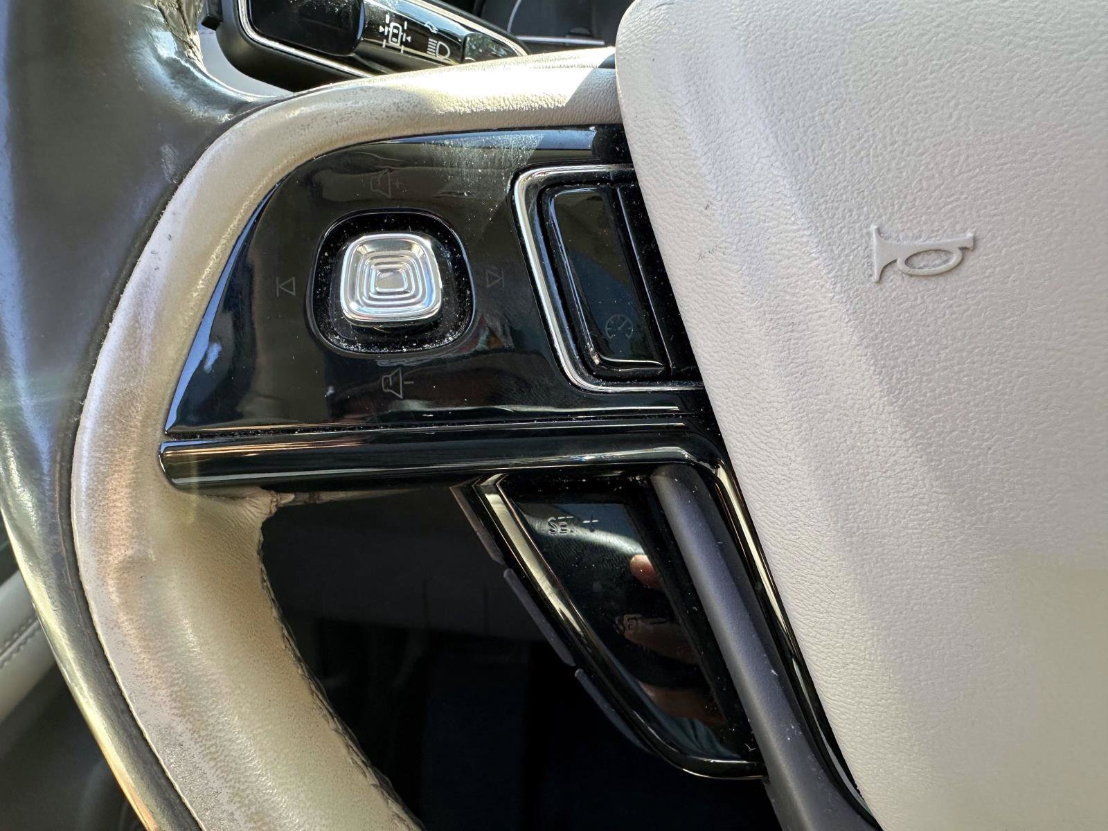 Used 2022 Lincoln Corsair AWD w/ Premium Package image 36