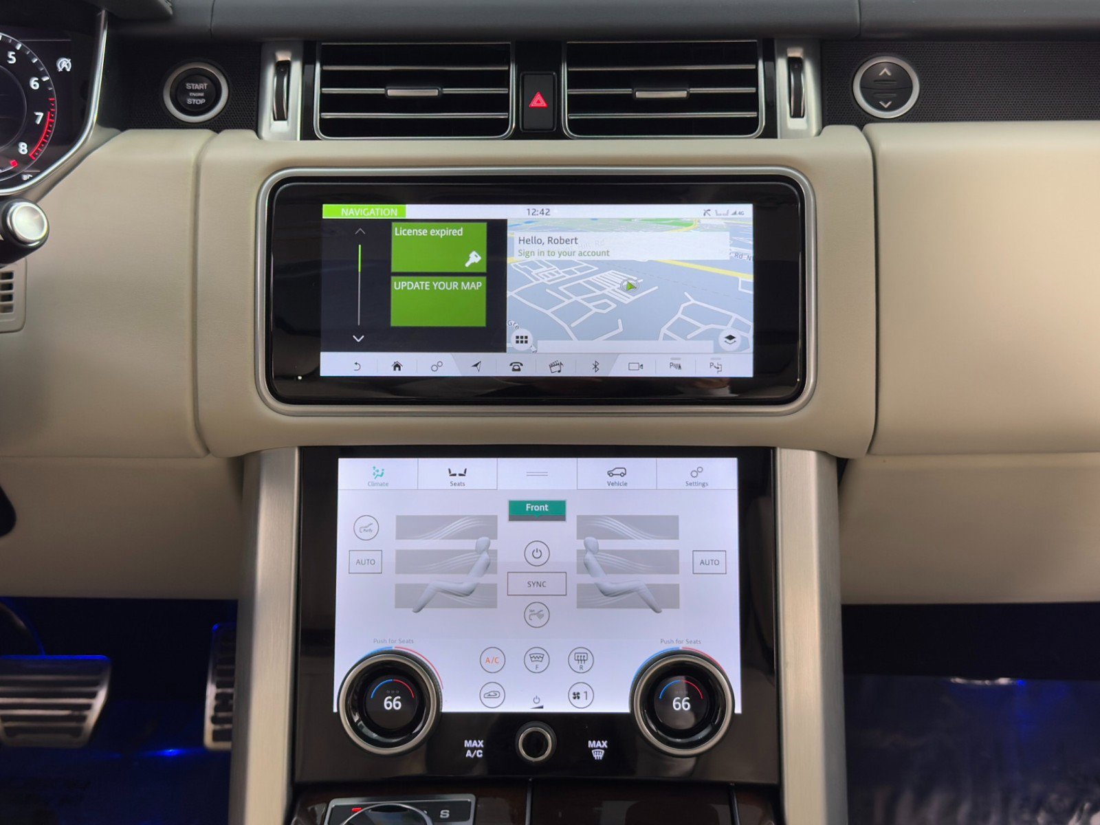 Used 2021 Land Rover Range Rover P525 Westminster Edition image 26