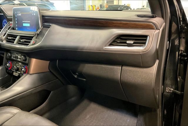 Used 2023 Chevrolet Tahoe High Country AWD/4WD image 16