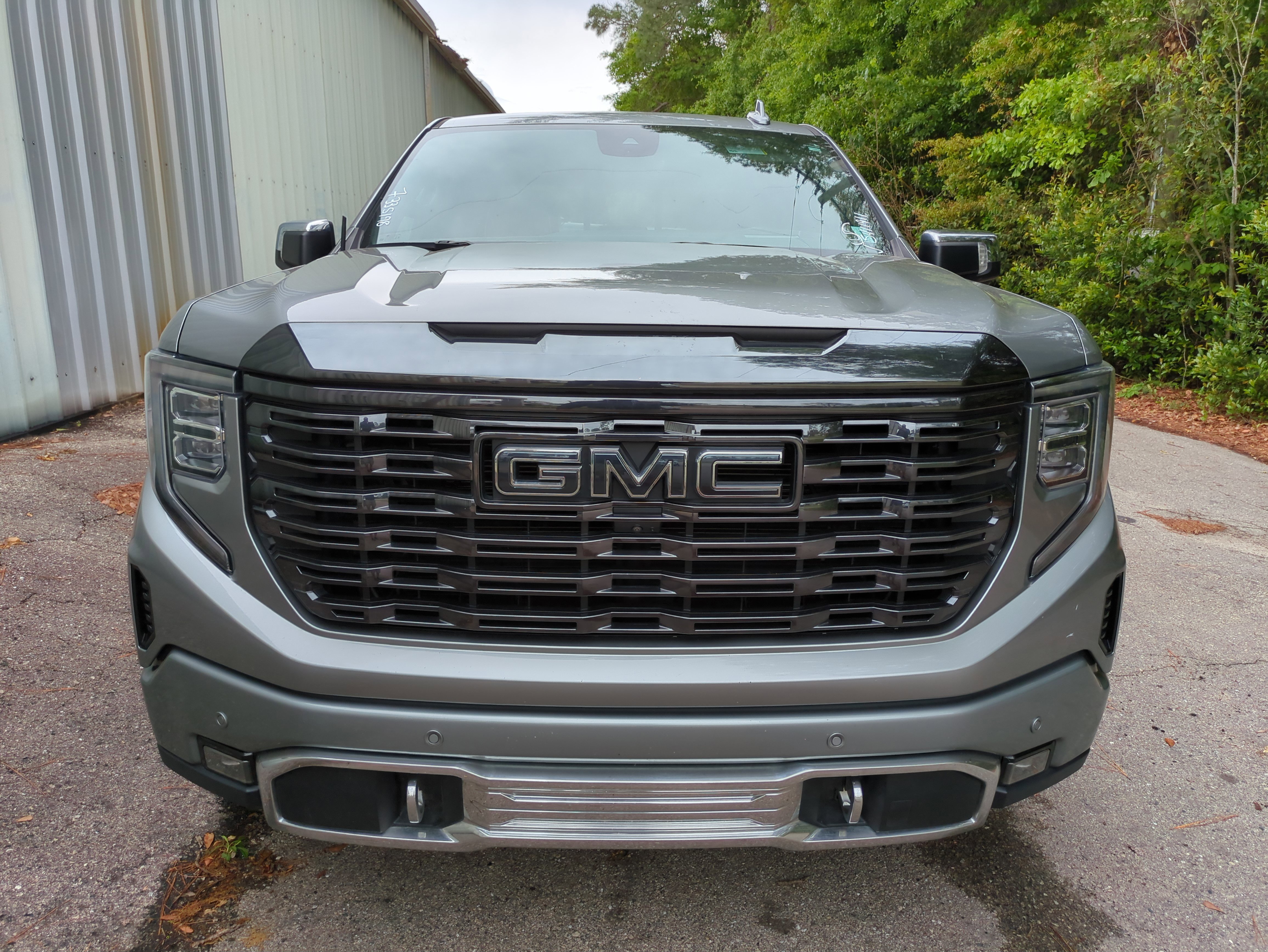 Used 2023 GMC Sierra 1500 Denali Ultimate image 2
