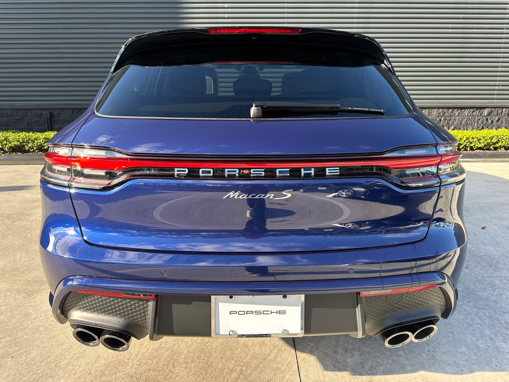 Certified 2026 Porsche Macan S AWD/4WD image 12