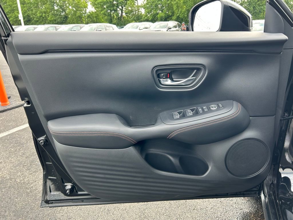 Used 2026 Honda HR-V Sport image 17