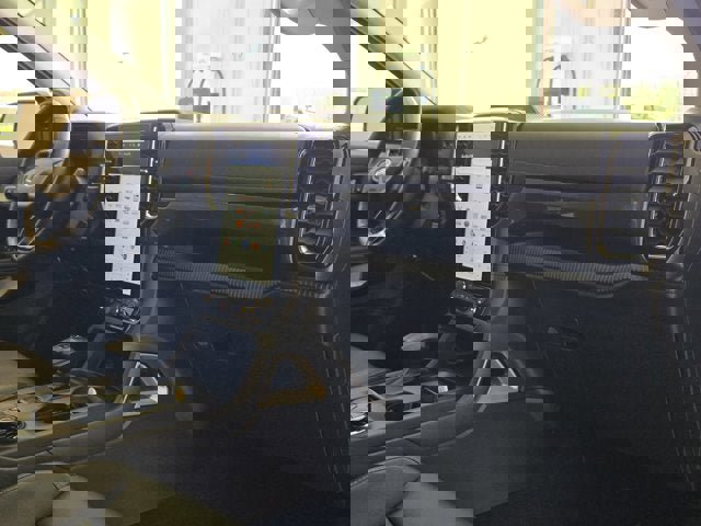 Used 2024 Ford Ranger Lariat w/ Trailer Tow Package image 5