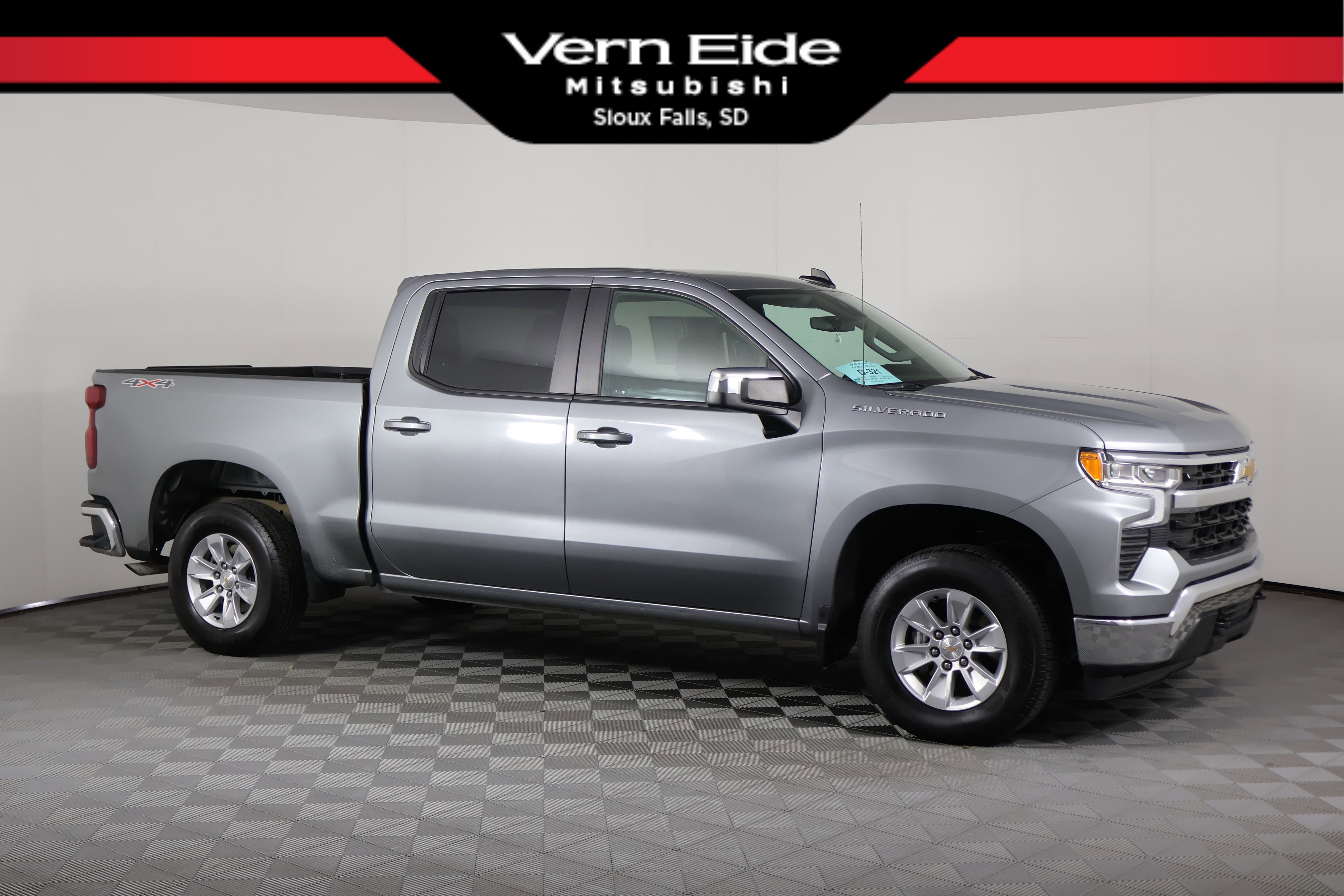 Used 2025 Chevrolet Silverado 1500 LT