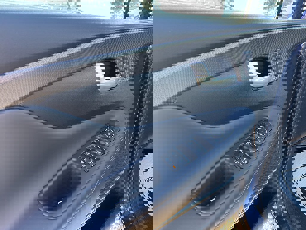 Used 2020 Hyundai Santa Fe Limited w/ Cargo Package image 14