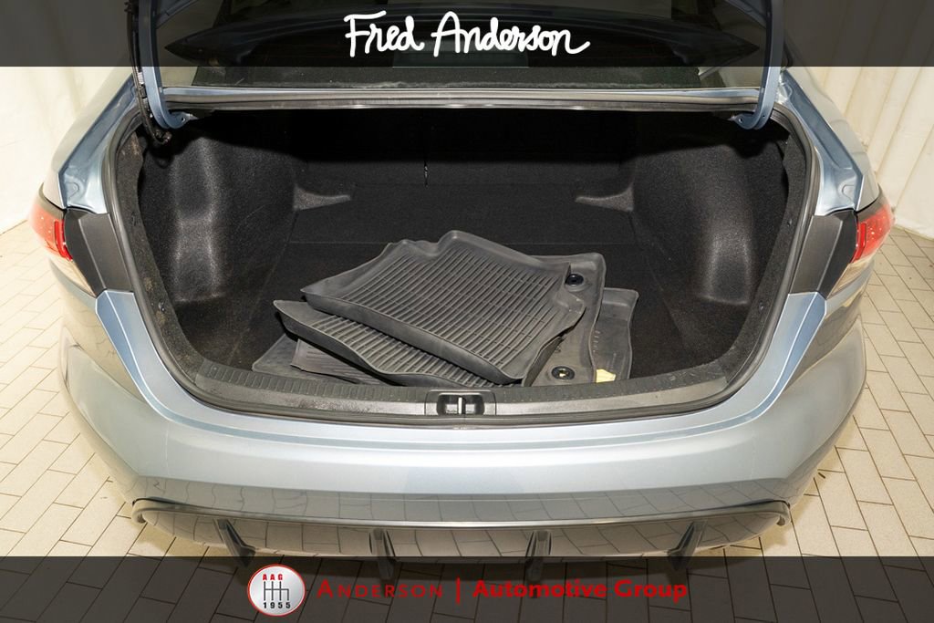 Used 2023 Toyota Corolla SE FWD image 5