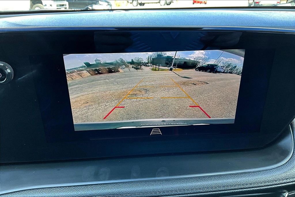 Used 2025 Buick Encore GX Preferred image 13