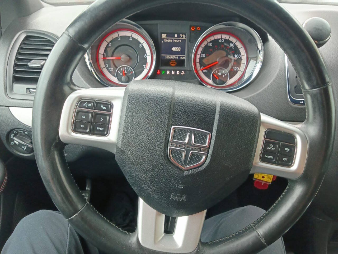 Used 2018 Dodge Grand Caravan GT FWD image 18