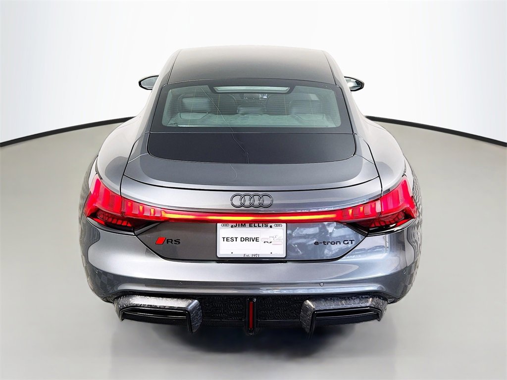 New 2026 Audi RS e-tron GT performance image 6
