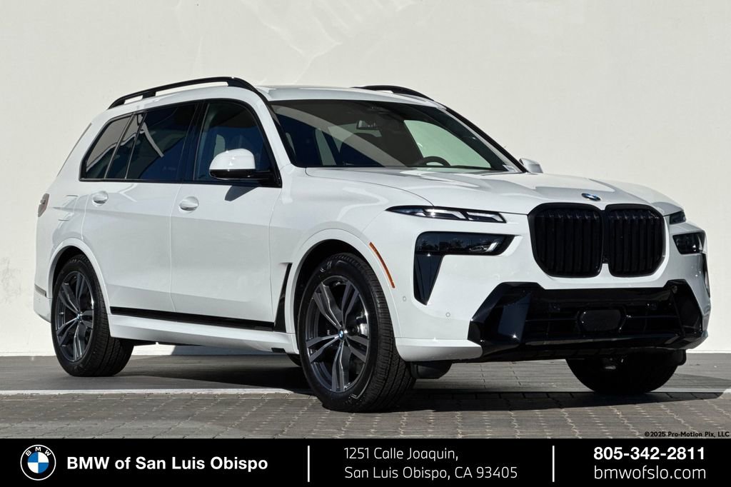 New 2026 BMW X7 xDrive40i w/ M Sport Package AWD/4WD image 1