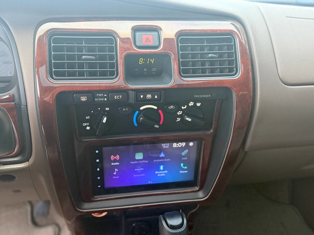 Used 2001 Toyota 4Runner SR5 image 17