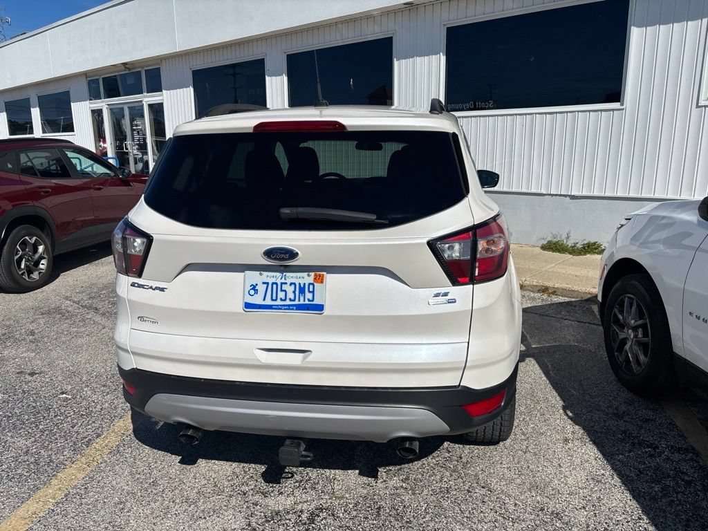 Used 2018 Ford Escape SE AWD/4WD image 5
