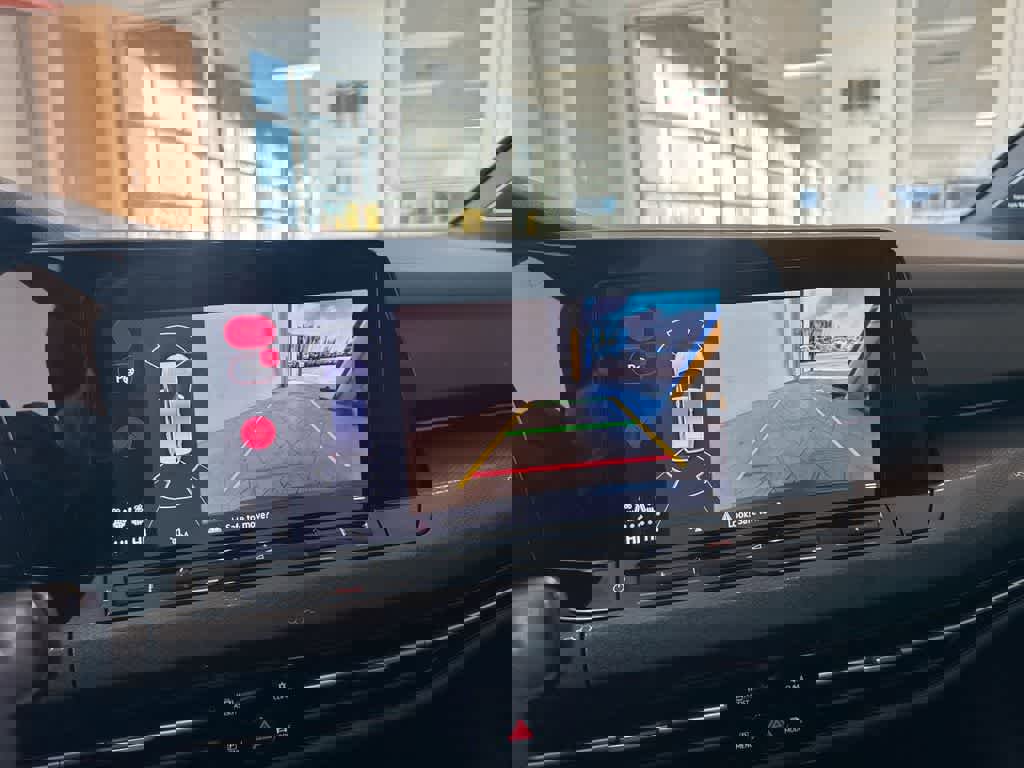 Used 2024 Volkswagen GTI Autobahn image 31