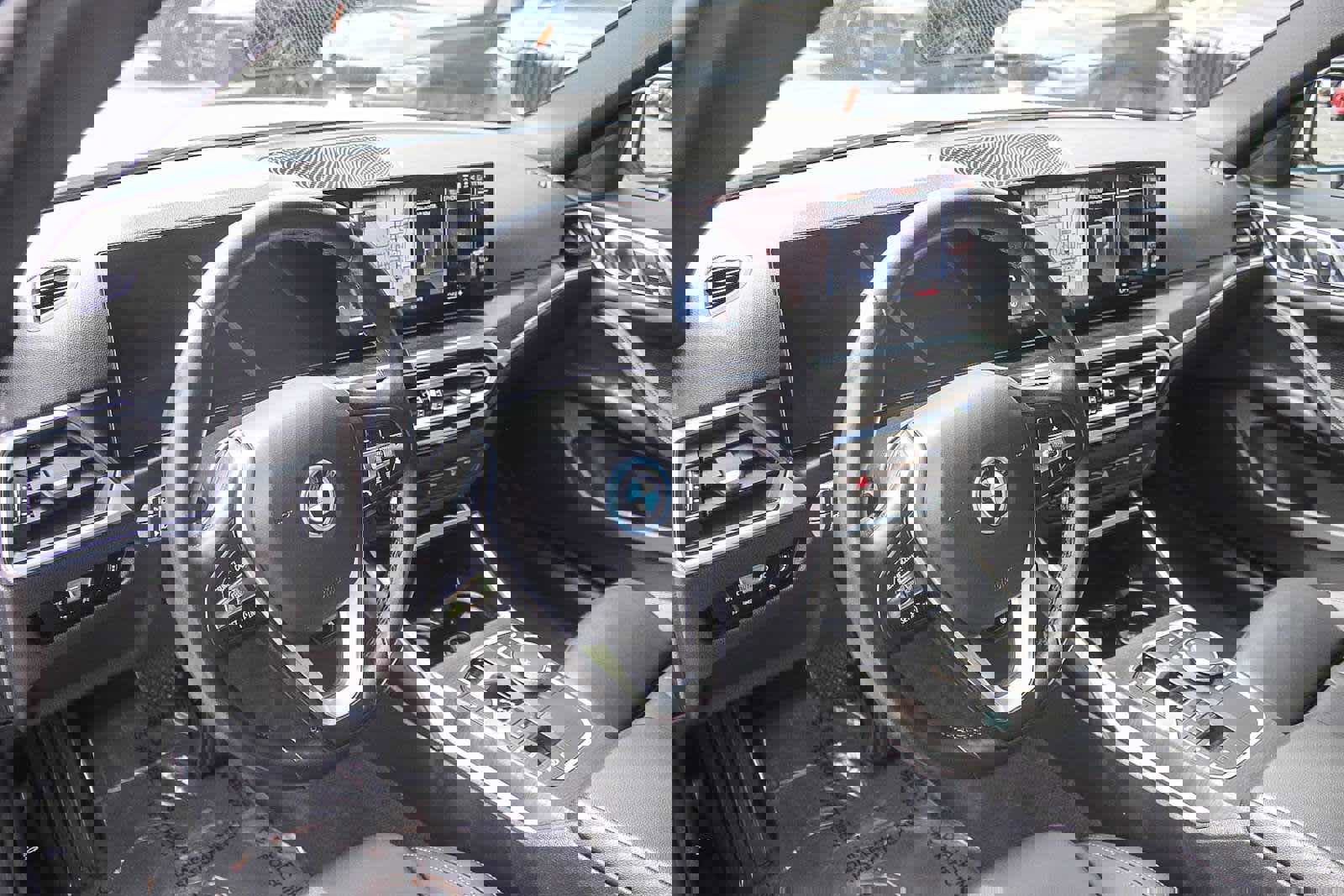 Certified 2023 BMW i4 eDrive35 w/ Premium Package image 17