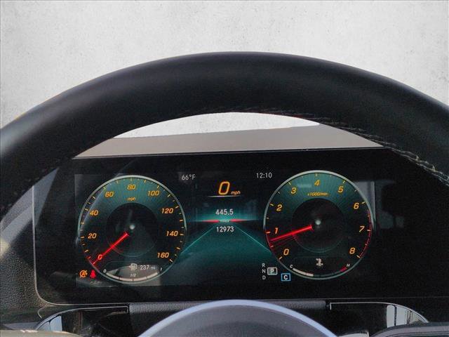 Used 2022 Mercedes-Benz GLA 250 4MATIC image 11