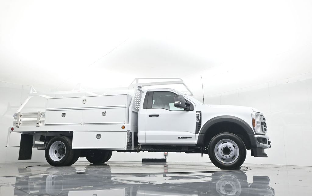 New 2025 Ford F450 XL w/ XL Chrome Package image 3
