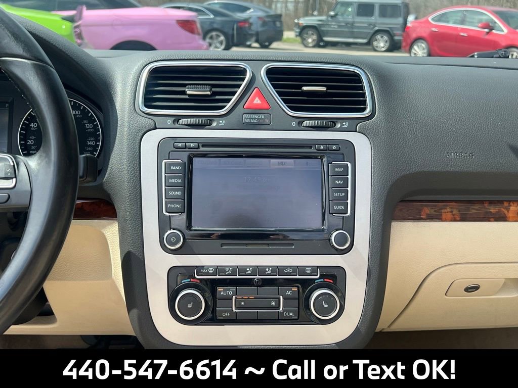 Used 2012 Volkswagen Eos Executive image 33