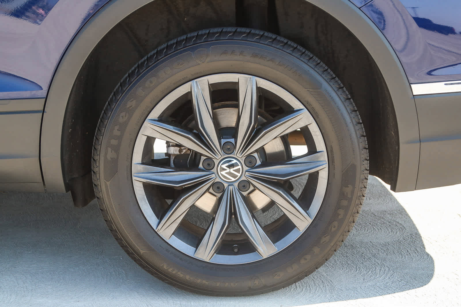 Used 2022 Volkswagen Tiguan SE image 10