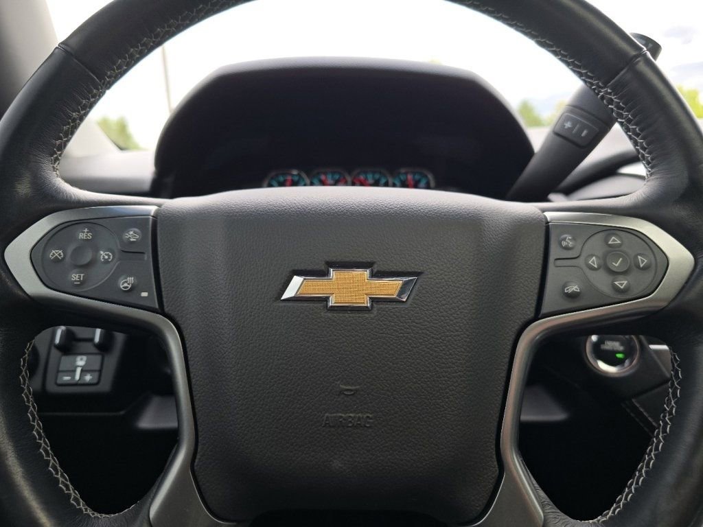 Used 2020 Chevrolet Suburban Premier AWD/4WD image 34