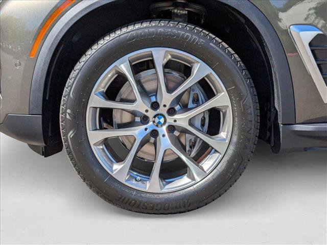 Used 2026 BMW X5 xDrive40i image 10