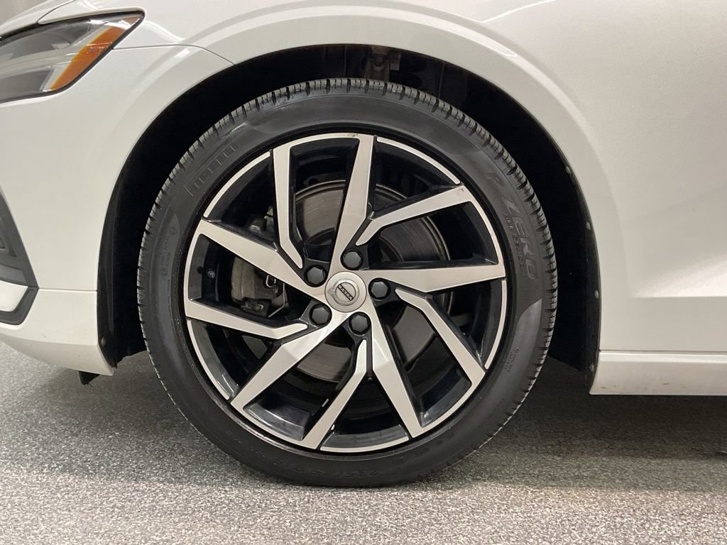 Used 2020 Volvo S60 T5 Momentum w/ Protection Package Premier FWD image 29