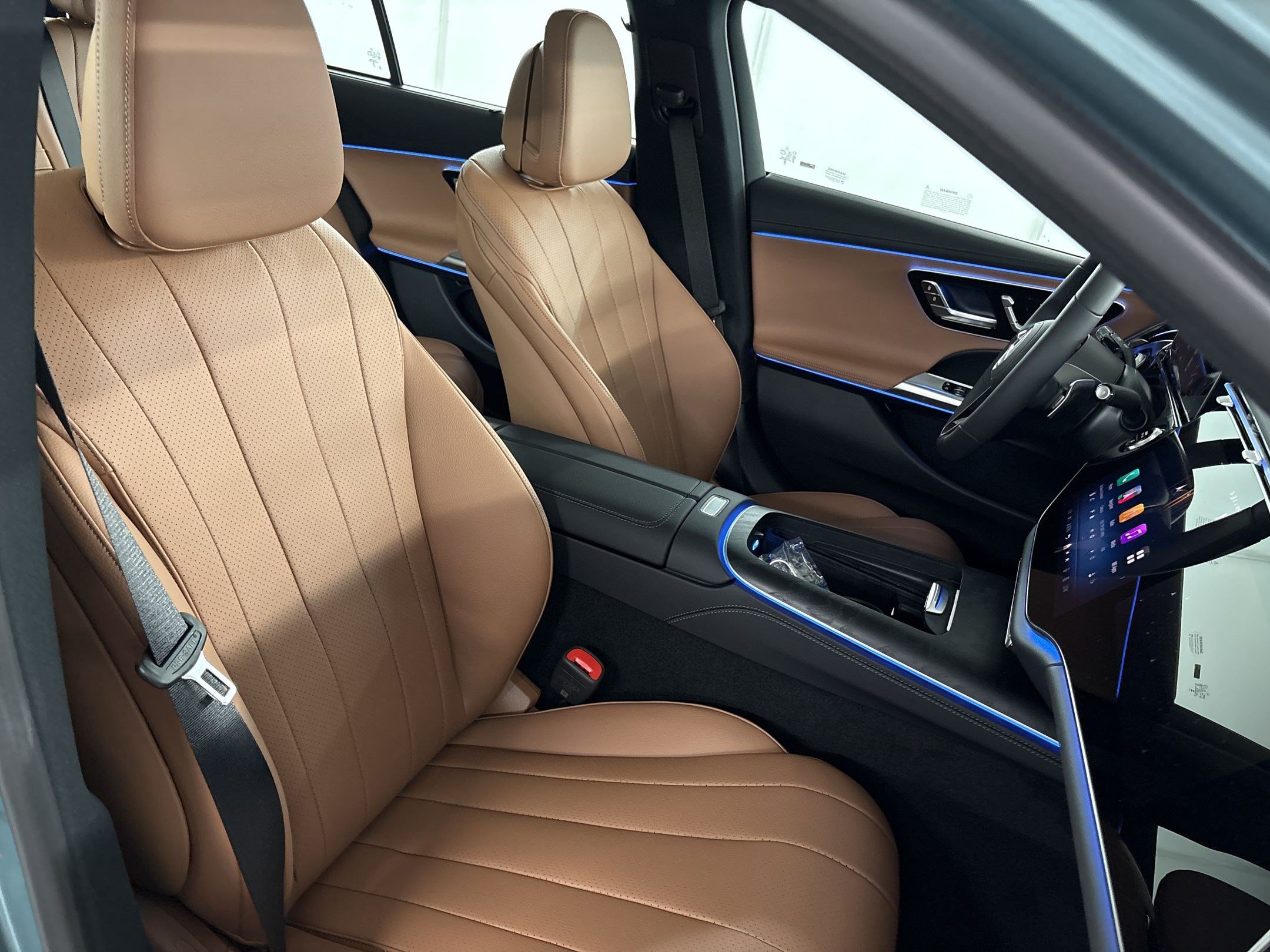 New 2026 Mercedes-Benz E 450 4MATIC Sedan image 22