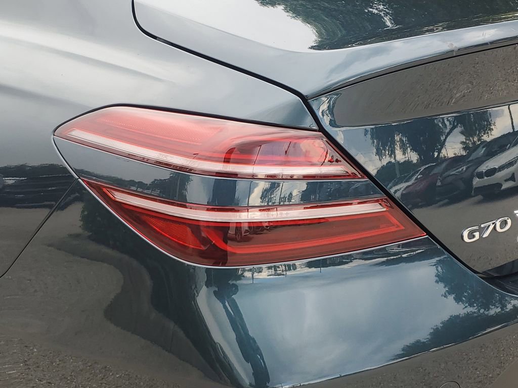 Used 2023 Genesis G70 2.0T image 13